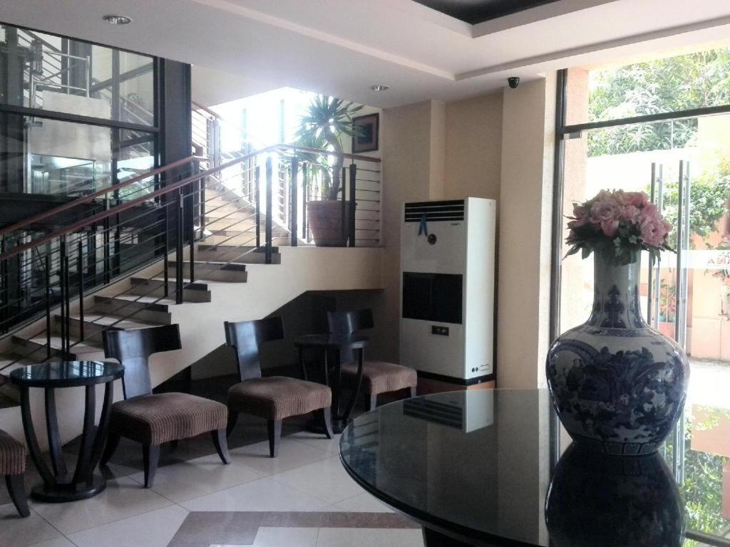 Hotel Ariana Бауанг Екстериор снимка