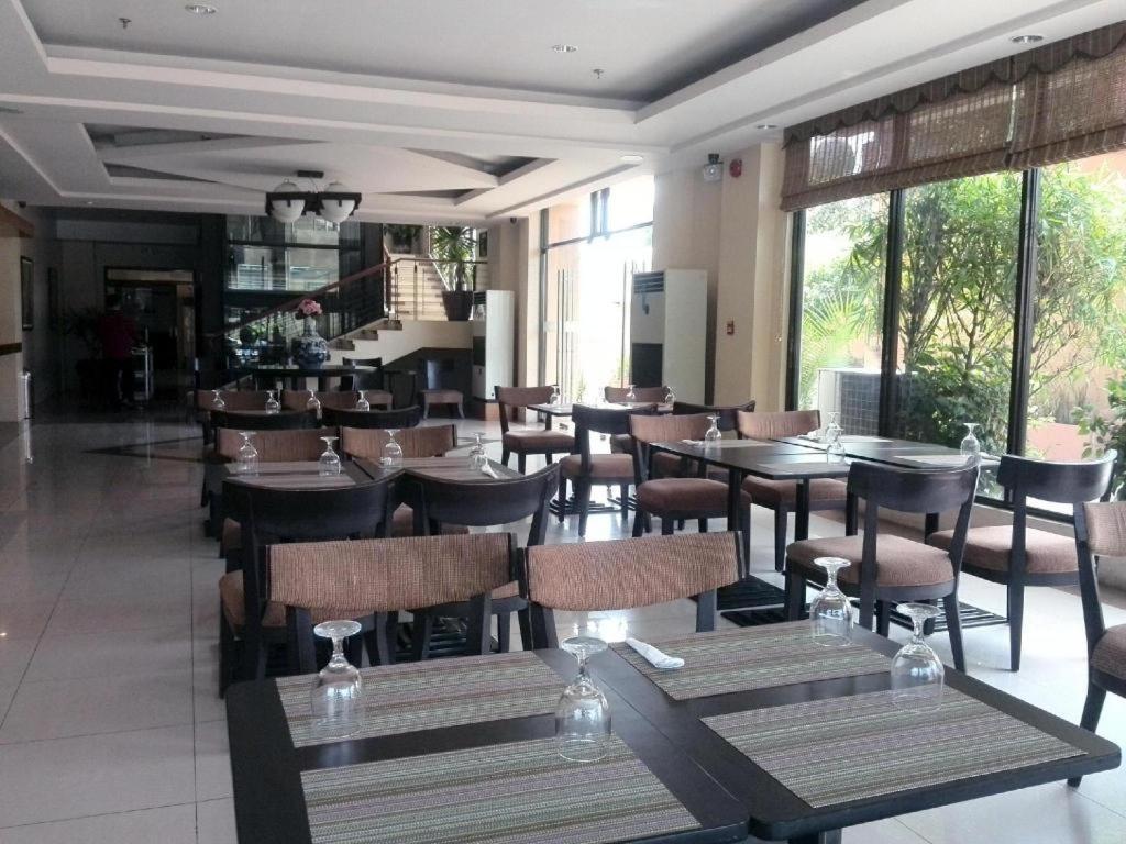 Hotel Ariana Бауанг Екстериор снимка